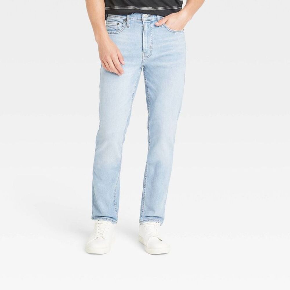 Goodfellow & Co Men's Mid Rise Casual Fit Straight Light Blue Denim